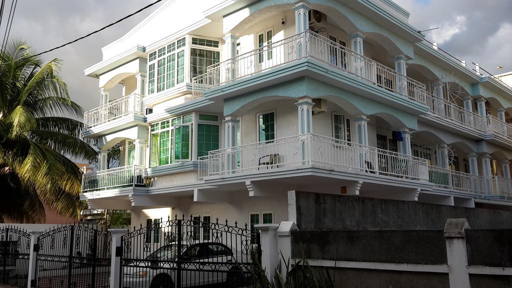 Residence Lasenza Apartment Flic-en-Flacq Exterior foto